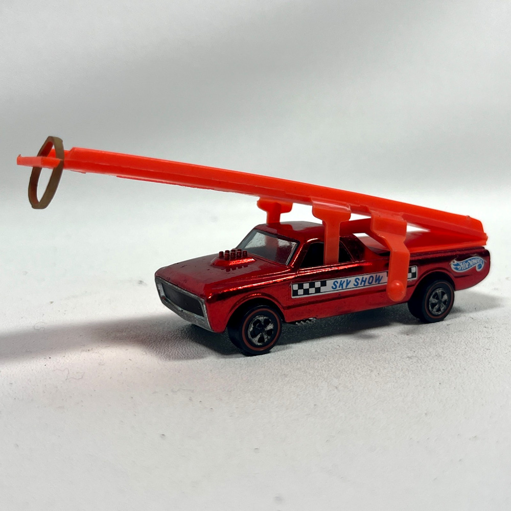 HOT WHEELS Redline 1968 Sky Show Custom Fleetside Rose Red Spectraflame USA